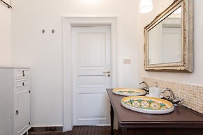 Casa del Moro con vista mare