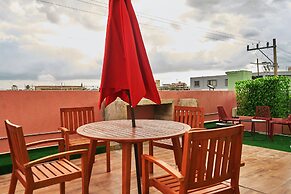 Nora Hotel & Co living