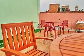 Nora Hotel & Co living