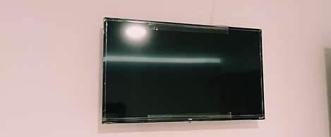 Nora Hotel & Co living