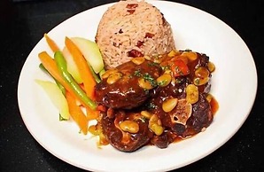 Arms Of Charms Guesthouse