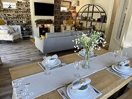 Hollicarrs - Kingfisher Lodge