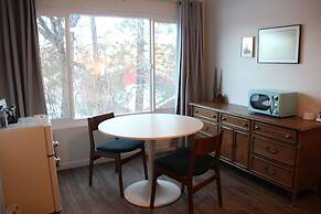 Sierra Blue Hotel & Swim Club