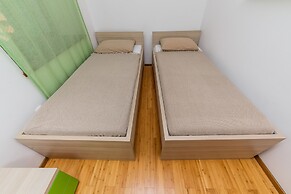 Seafront Spacious Apt, 120 m2 Size, in the Center