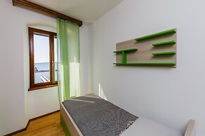 Seafront Spacious Apt, 120 m2 Size, in the Center