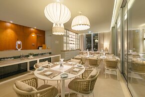 White Shell Beach Villas