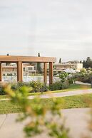 White Shell Beach Villas