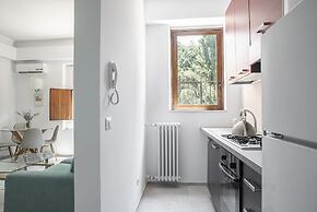 Euphorbia Apartments