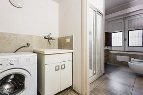 Euphorbia Apartments