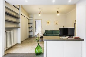 Euphorbia Apartments