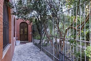 Euphorbia Apartments