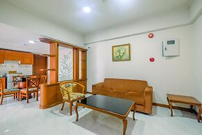 Spacious and Strategic 3BR Kondominium Juanda Apartment