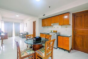 Spacious and Strategic 3BR Kondominium Juanda Apartment