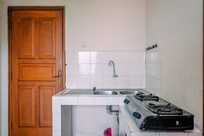 Spacious and Strategic 3BR Kondominium Juanda Apartment