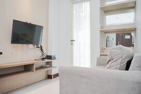 Cozy and Luxury 1BR Apartment at Scientia Residence