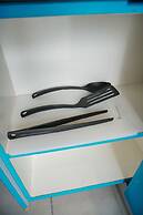 Gorgeous 2BR Green Pramuka Apartment