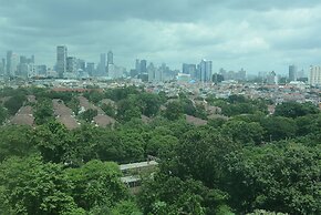 Cozy with Brand New @2BR Woodland Park Residence Apartment