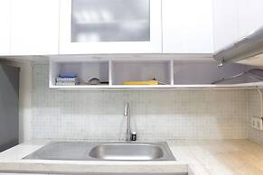 Best Location 2BR Tamansari La Grande Apartment