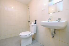 Elegant and Comfy Studio Amethyst Apartment