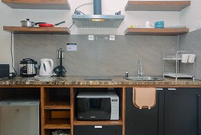 Comfy and Minimalist Studio Kebayoran Icon Apartment