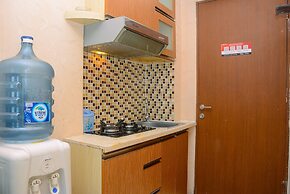 Comfort and Modern Studio Tifolia Apartment