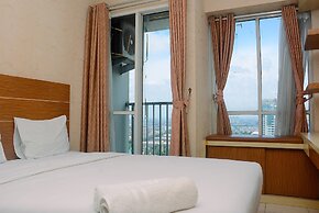 Comfort and Modern Studio Tifolia Apartment