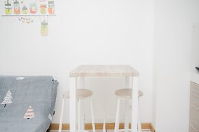 Comfort and Spacious 2BR Apartment M-Town Residence