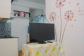 Comfort 1BR with Study Room Menteng Square Apartment