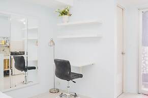 Roomy Studio Room Bintaro Park View Apartment