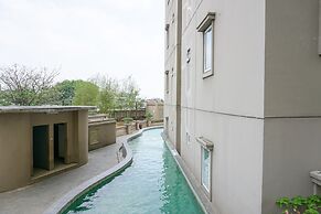 Fully Furnished with Comfortable 2BR Grand Palace Kemayoran Apartment