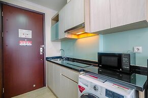 Warm and Cozy Studio Room at Menteng Park Apartment