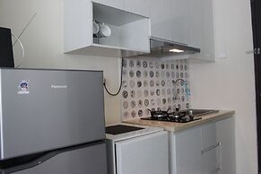 Comfortable 2BR Apartment at Grand Asia Afrika Residence near Alun Alu