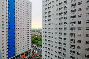 Relaxing 2BR at Green Pramuka Apartment