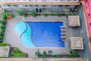 Relaxing 2BR at Green Pramuka Apartment