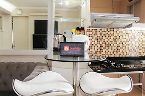 Comfort 2BR Bassura City Apartment near Shopping Center