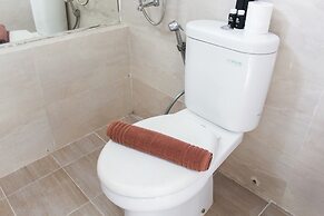 Comfort 2BR Bassura City Apartment near Shopping Center