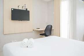 Gaudy Studio at Baileys Apartment