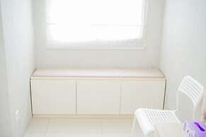 Gaudy Studio at Baileys Apartment