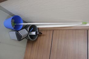 Bright Studio Room at Dago Suites Apartment near ITB