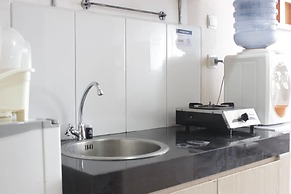 Bright Studio Room at Dago Suites Apartment near ITB