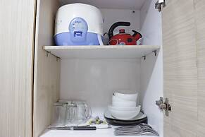 Bright Studio Room at Dago Suites Apartment near ITB