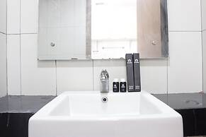 Bright Studio Room at Dago Suites Apartment near ITB