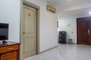 Spacious Classic 1BR Apartment at Taman Beverly