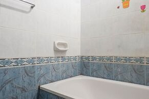 Spacious Classic 1BR Apartment at Taman Beverly