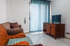 Spacious Classic 1BR Apartment at Taman Beverly