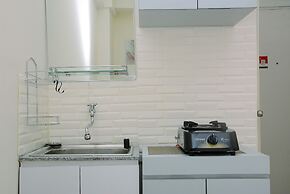 Comfort Studio at Green Pramuka Apartment near Shopping Center