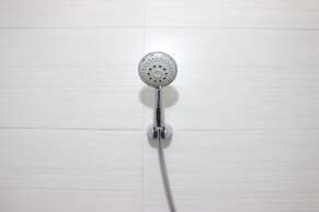 Artistic 1BR Apartment at Gateway Pasteur near Exit Toll Pasteur