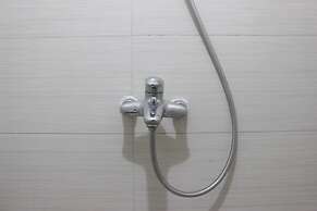 Artistic 1BR Apartment at Gateway Pasteur near Exit Toll Pasteur