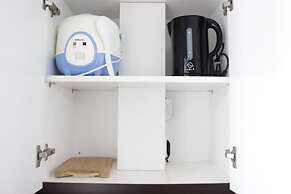 Artistic 1BR Apartment at Gateway Pasteur near Exit Toll Pasteur