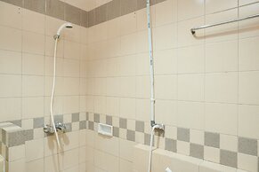 Spacious and Good 3BR Pangeran Jayakarta Apartment